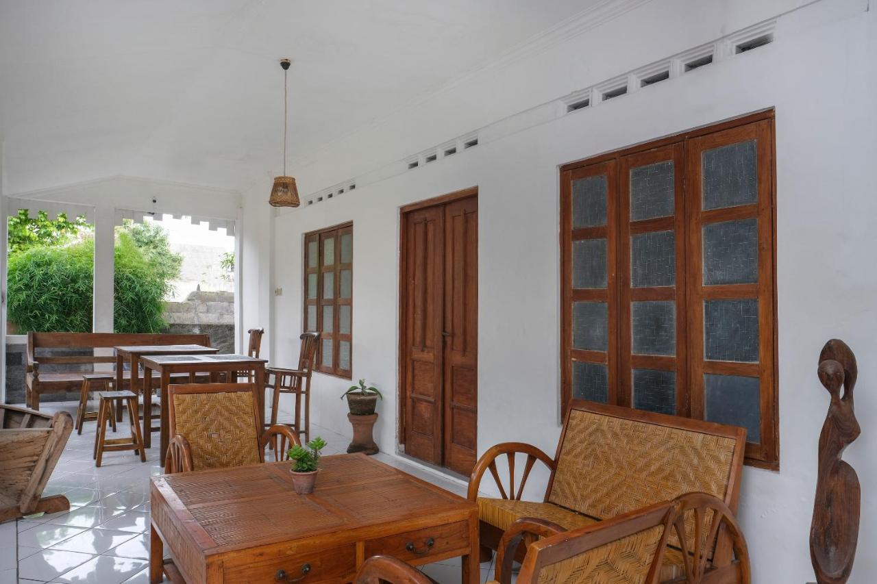 Oyo 287 Rumah Eyang Near Rsud Kota Yogyakarta Hotel Exterior photo