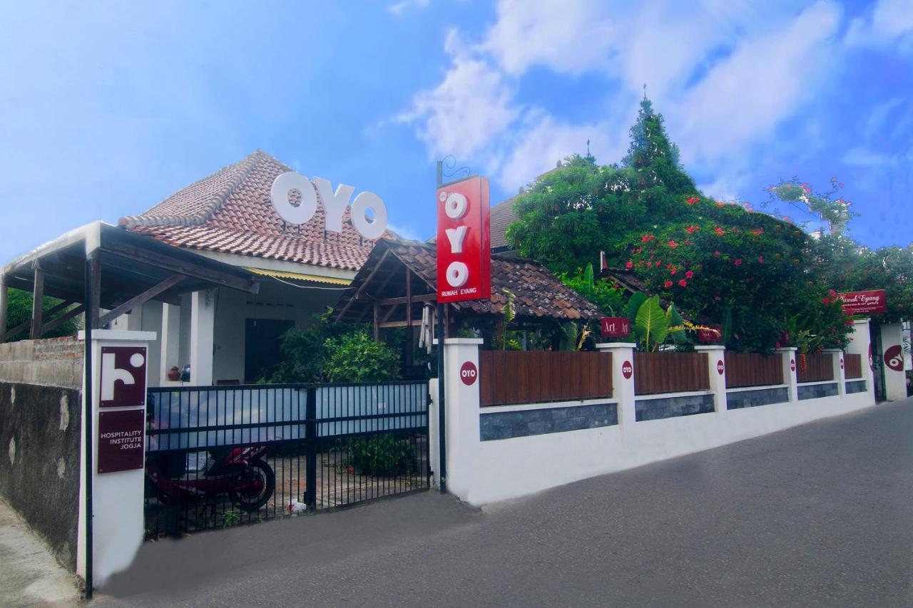 Oyo 287 Rumah Eyang Near Rsud Kota Yogyakarta Hotel Exterior photo