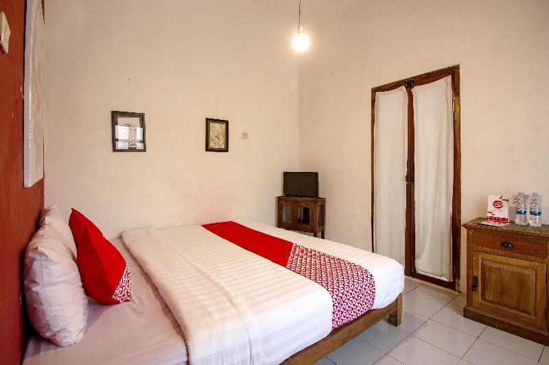 Oyo 287 Rumah Eyang Near Rsud Kota Yogyakarta Hotel Exterior photo